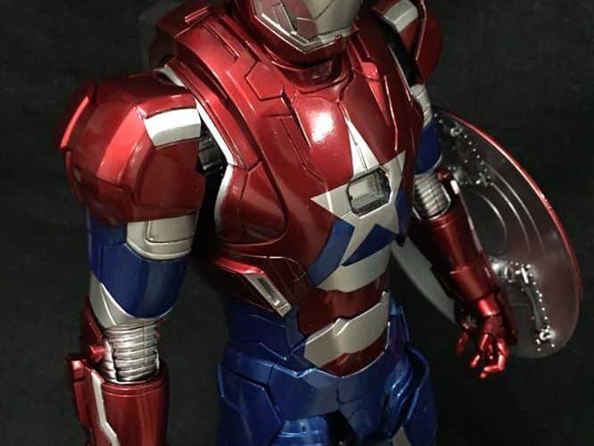 Iron Man figürleri